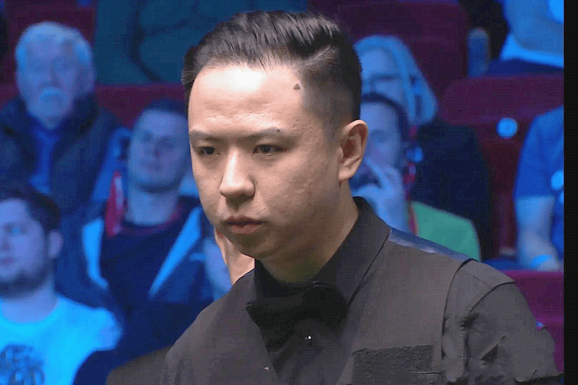 在两个焦点 在两个焦点