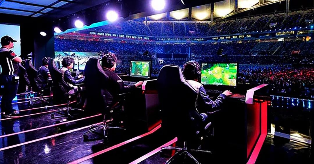 铁打之椅 铁打之椅